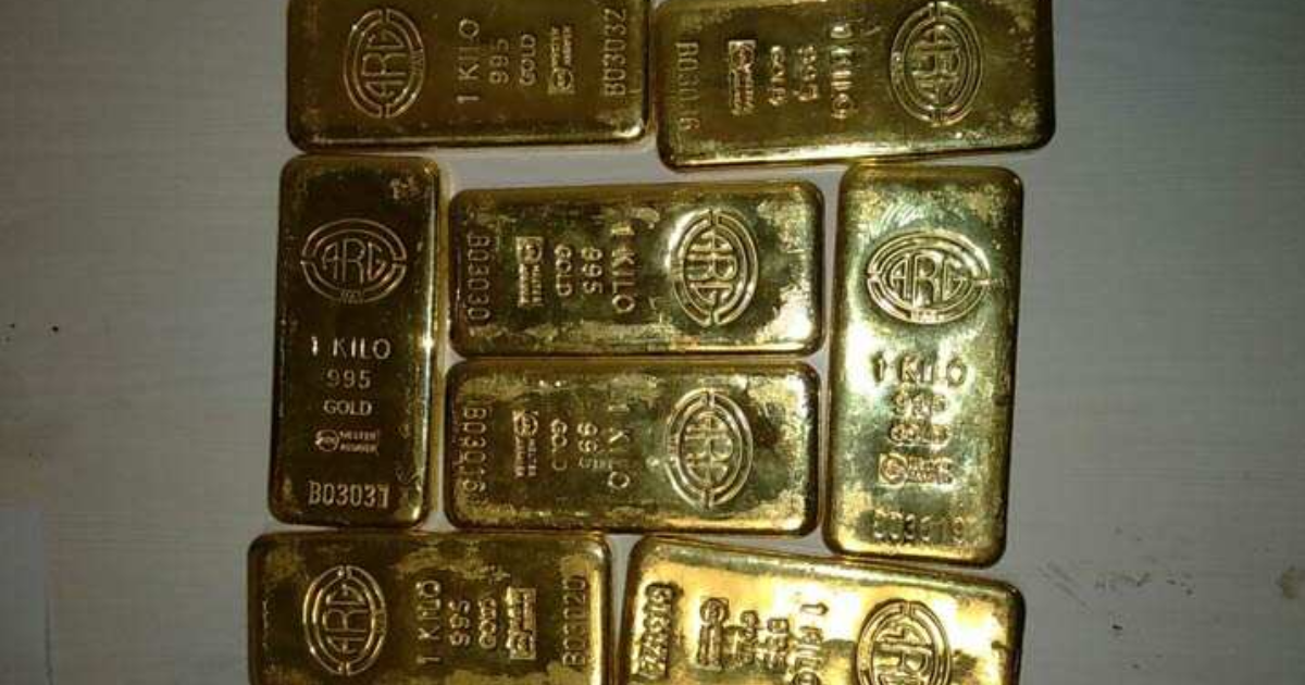 Customs seize gold worth Rs 70L as flight diverts due to hydraulic failure